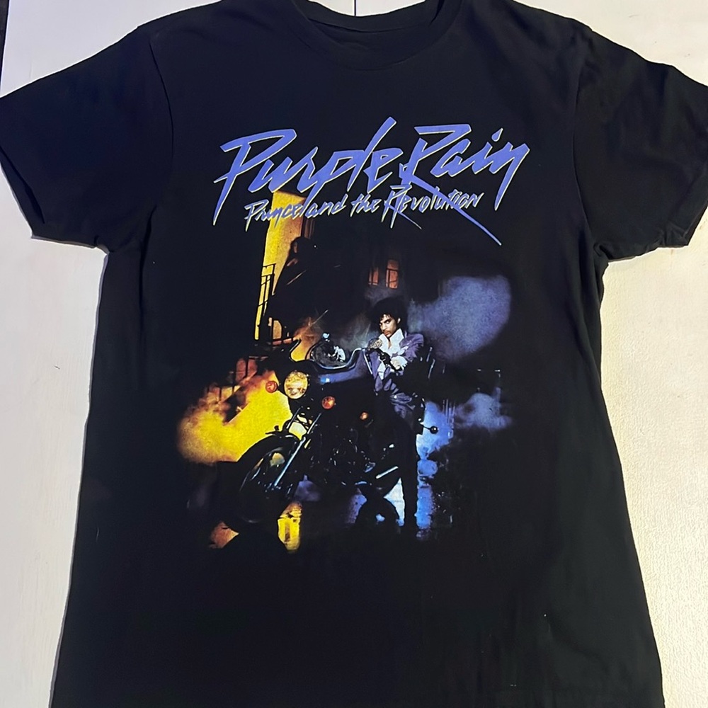 Purple Rain tee shirt size M as seen in Lilo and Stitch the movie